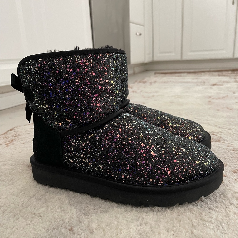 Classic Mini Bow Sparkle Boots